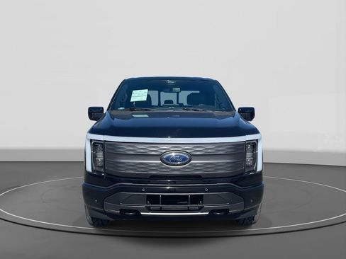 Certified 2022 Ford F150 Lightning Lariat image 3