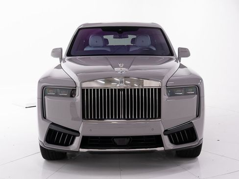 Certified 2025 Rolls-Royce Cullinan AWD/4WD image 8