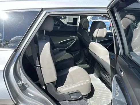 Used 2015 Hyundai Santa Fe Limited w/ Option Group 04 FWD image 6