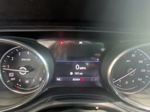 Used 2023 Buick Encore GX Select w/ Sport Touring Package FWD image 16