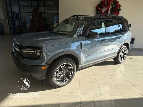 New 2025 Ford Bronco Sport Outer Banks w/ Outer Banks Tech Package+ AWD/4WD image 4