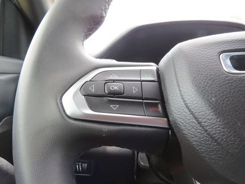 Used 2023 Jeep Compass Latitude AWD/4WD image 11