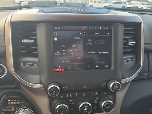 Used 2022 RAM 1500 Laramie AWD/4WD image 17