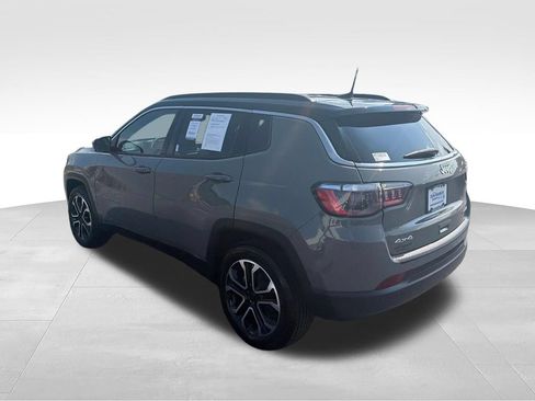 Used 2024 Jeep Compass Limited AWD/4WD image 3