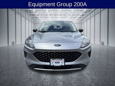 Certified 2022 Ford Escape SE w/ Cold Weather Package AWD/4WD image 4