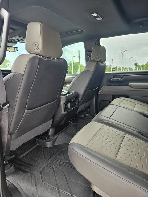 Used 2024 Chevrolet Silverado 2500 ZR2 w/ Technology Package AWD/4WD image 20