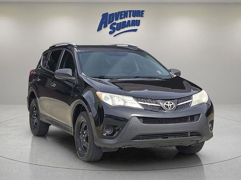 Used 2013 Toyota RAV4 LE image 1