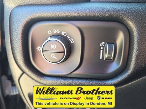 Used 2021 RAM 1500 Big Horn image 16