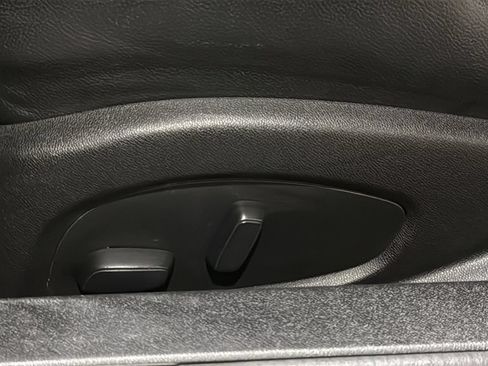 Used 2017 Chevrolet Camaro SS RWD image 17