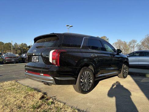 New 2024 Hyundai Palisade Calligraphy image 12