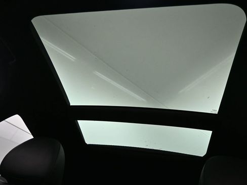 Used 2024 Kia K5 GT w/ GT1 Package image 18