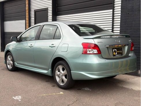 Used 2007 Toyota Yaris S FWD image 7