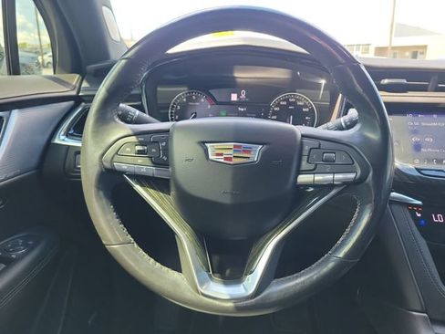 Used 2020 Cadillac XT6 Premium Luxury AWD/4WD image 10