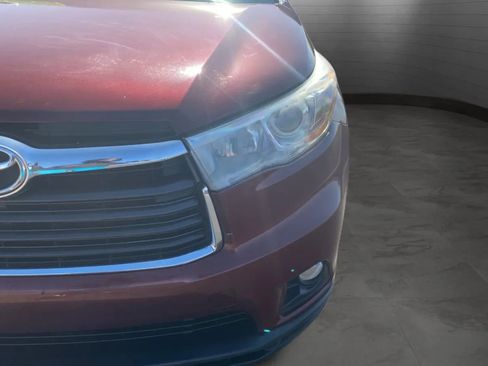 Used 2016 Toyota Highlander Plus AWD/4WD image 27