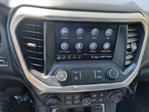 Used 2020 GMC Acadia Denali w/ Technology Package AWD/4WD image 30