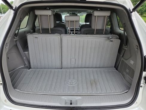 Used 2019 Toyota Highlander Limited Platinum AWD/4WD image 30