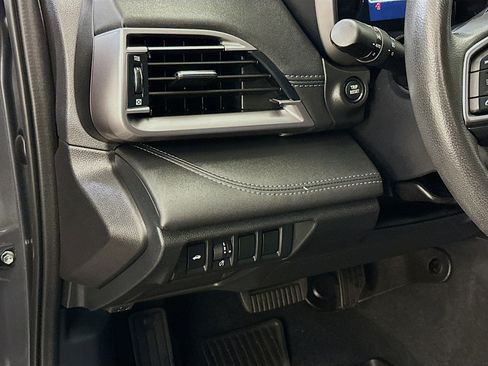 Used 2024 Subaru Legacy Limited image 17