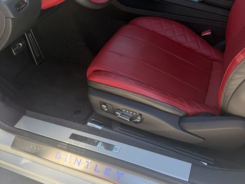 Used 2020 Bentley Continental GT AWD/4WD image 4