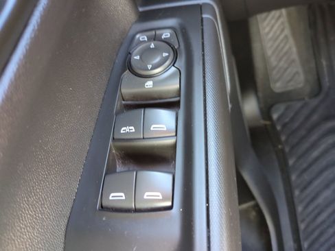 Certified 2025 Chevrolet Silverado 1500 Custom w/ Turbomax Blackout Package image 19