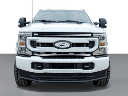 Used 2022 Ford F250 XLT w/ XLT Value Package image 3