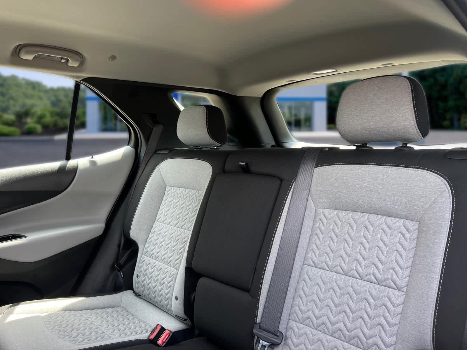 Certified 2023 Chevrolet Equinox LS w/ Driver Confidence II Package AWD/4WD image 29