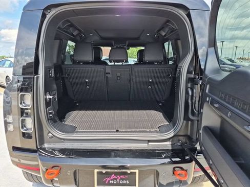Used 2024 Land Rover Defender 110 X AWD/4WD image 22