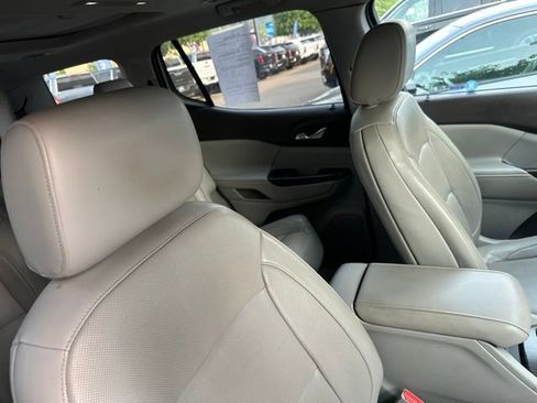 Used 2017 GMC Acadia SLT AWD/4WD image 20