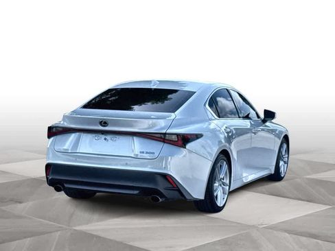Used 2024 Lexus IS 300 w/ Comfort Package RWD image 8