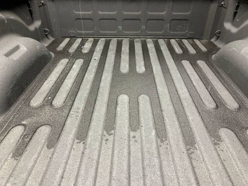 Used 2024 RAM 2500 Big Horn w/ Sport Appearance Package image 23