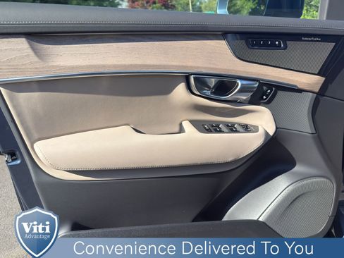New 2026 Volvo XC90 B6 Plus w/ Protection Package Premier image 11