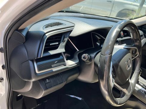 Used 2016 Honda Civic EX-L image 17
