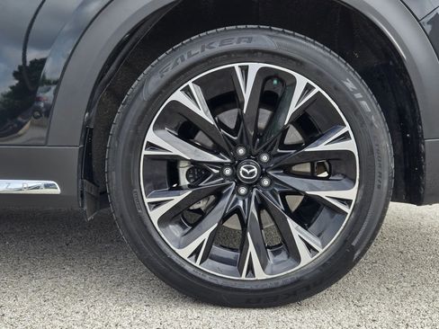 Used 2024 MAZDA CX-90 Plug-In Hybrid w/ Premium Plus AWD/4WD image 28