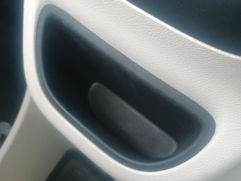 Used 2024 Chrysler Pacifica Touring-L image 34