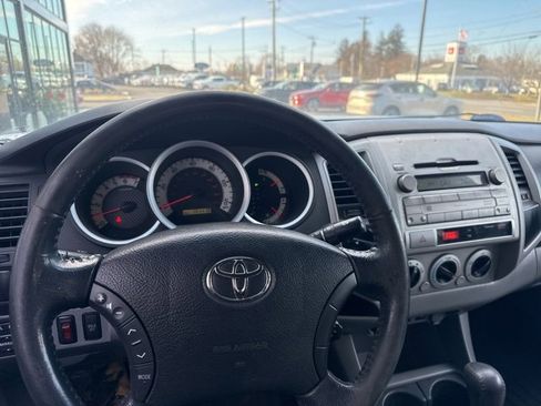 Used 2011 Toyota Tacoma 4x4 Double Cab image 15