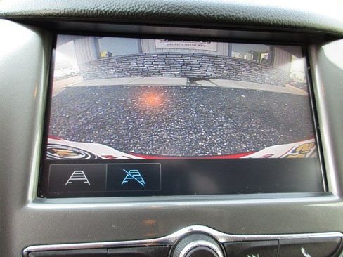 Used 2018 Chevrolet Cruze LT FWD image 23
