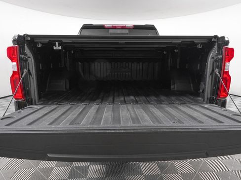 Used 2024 Chevrolet Silverado 1500 High Country w/ High Country Premium Package AWD/4WD image 6