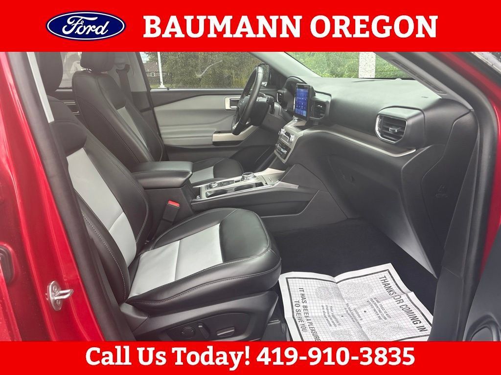 Used 2024 Ford Explorer XLT w/ Equipment Group 202A AWD/4WD image 10