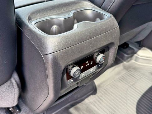 Certified 2025 Chevrolet Traverse RS w/ LPO, Floor Liner Package FWD image 17