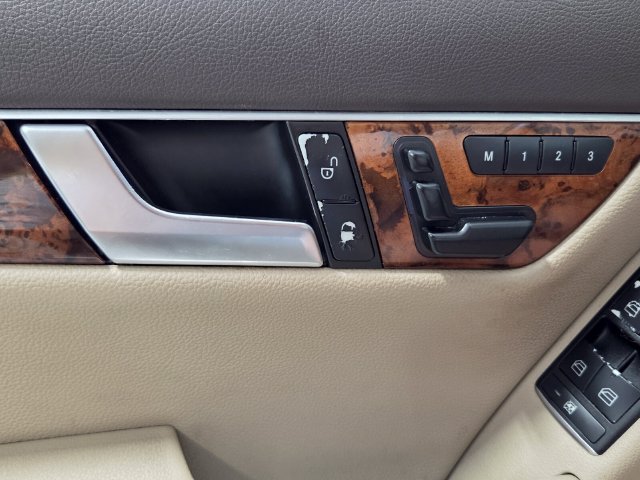 Used 2012 Mercedes-Benz C 300 4MATIC Sedan w/ Multimedia Pkg image 32