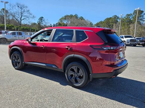 New 2026 Nissan Rogue SV image 7