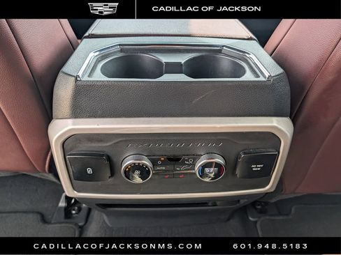 Used 2024 Ford Expedition Limited image 30