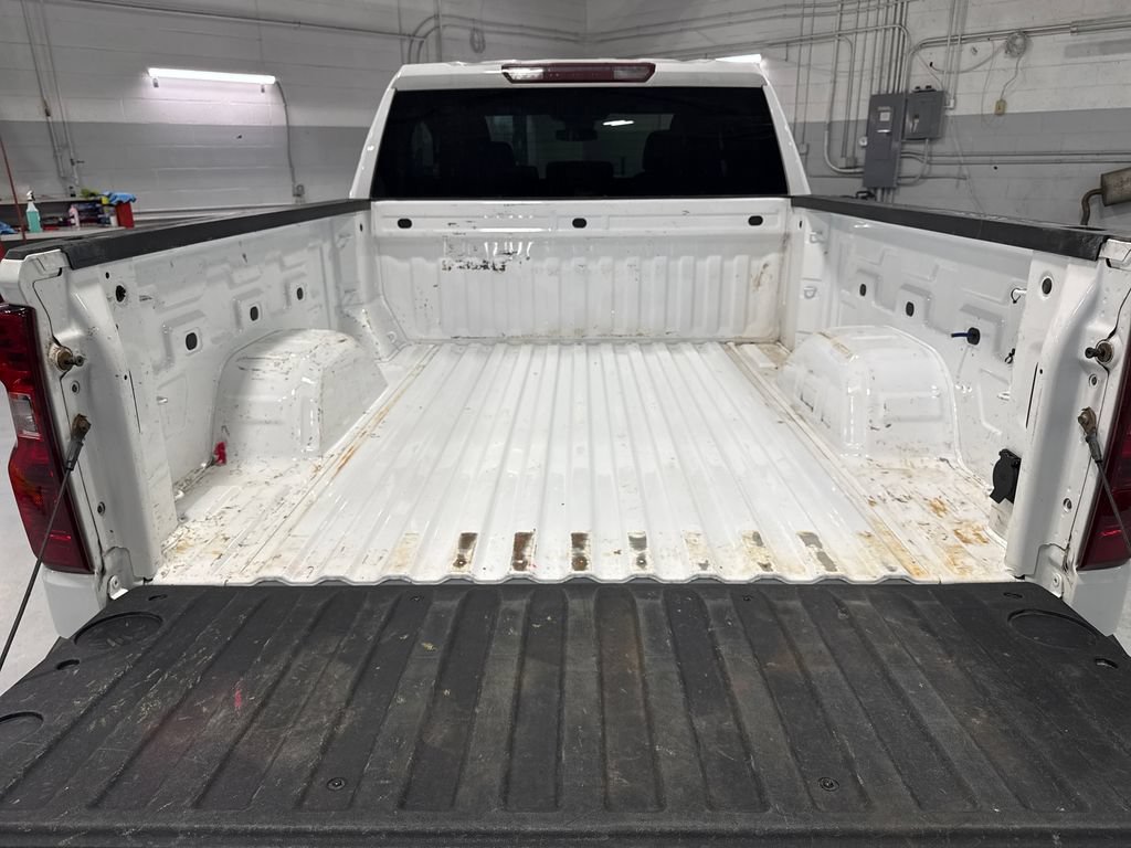 Used 2023 Chevrolet Silverado 1500 LT AWD/4WD image 43