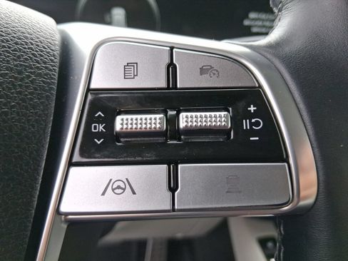 Used 2024 Kia Telluride SX Prestige w/ Towing Package AWD/4WD image 22