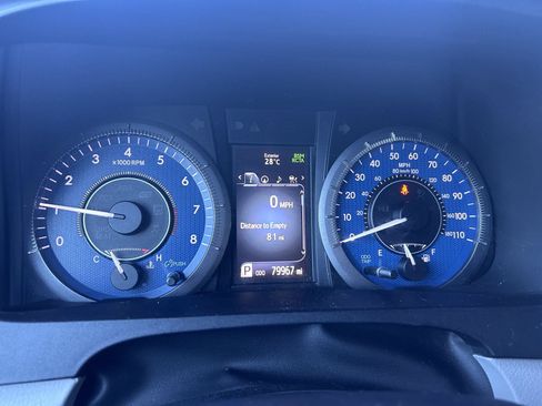 Used 2019 Toyota Sienna XLE w/ XLE Navigation Package AWD/4WD image 15