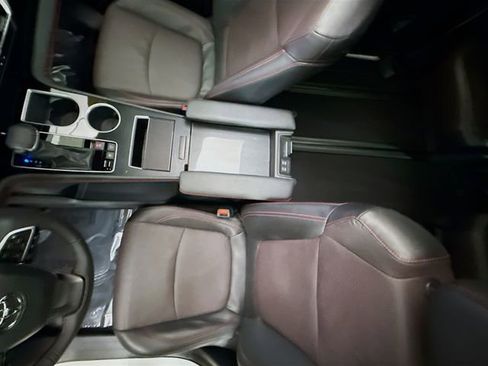 Used 2025 Toyota Sienna XSE w/ XSE Premium Package AWD/4WD image 22