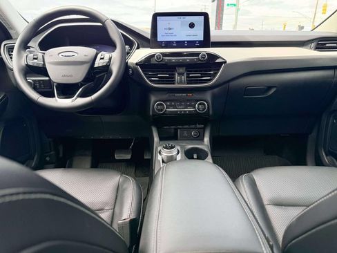 Used 2021 Ford Escape SEL w/ Technology Package AWD/4WD image 13