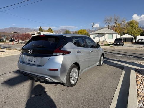 Used 2024 Nissan Leaf S image 5