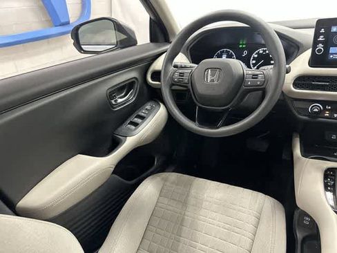 Certified 2026 Honda HR-V LX image 12