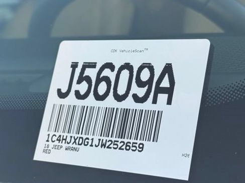 Used 2018 Jeep Wrangler Unlimited Sport S AWD/4WD image 14