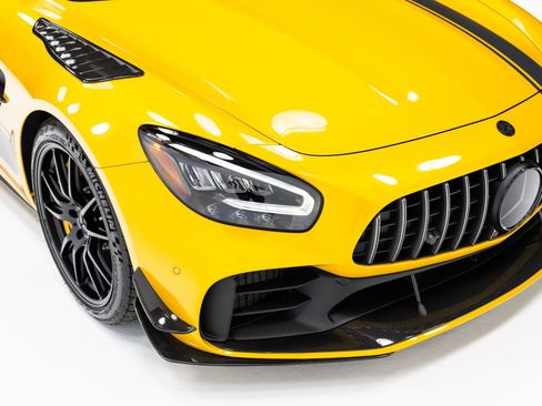 Used 2020 Mercedes-Benz AMG GT R image 13